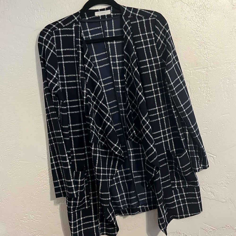 Lush Black and White Open Oversized Drape Front Top